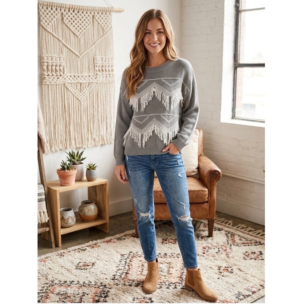 THML Womens S Grey White Boho Fringe Knit Sweater Southwestern Cotton Crewneck